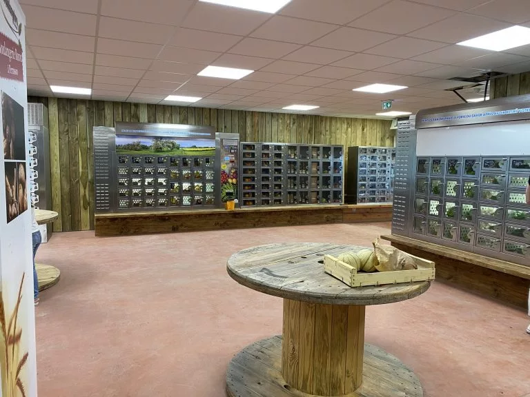 Distributeur multi-produits