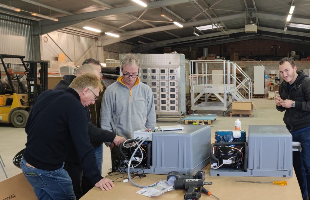 Maintenance distributeurs à casier