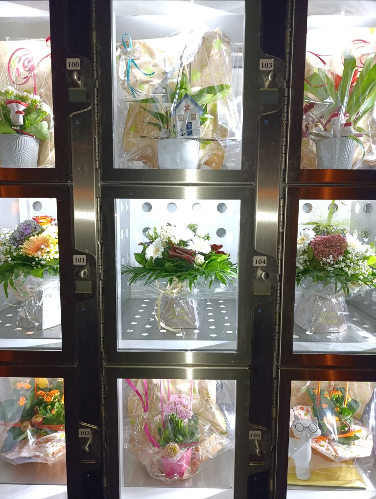 Distributeur de fleurs en bouquet