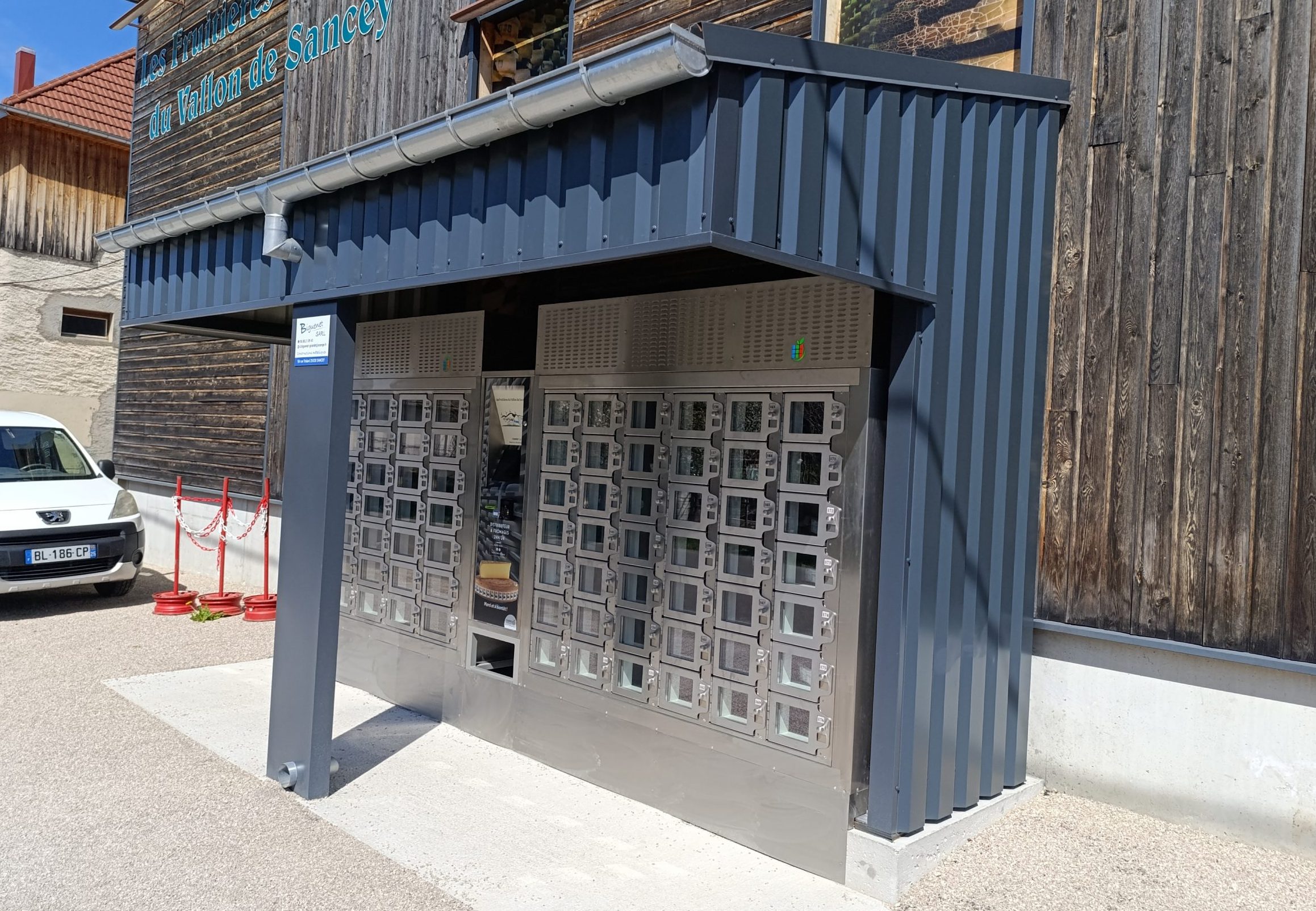 Distributeur automatique de fromage